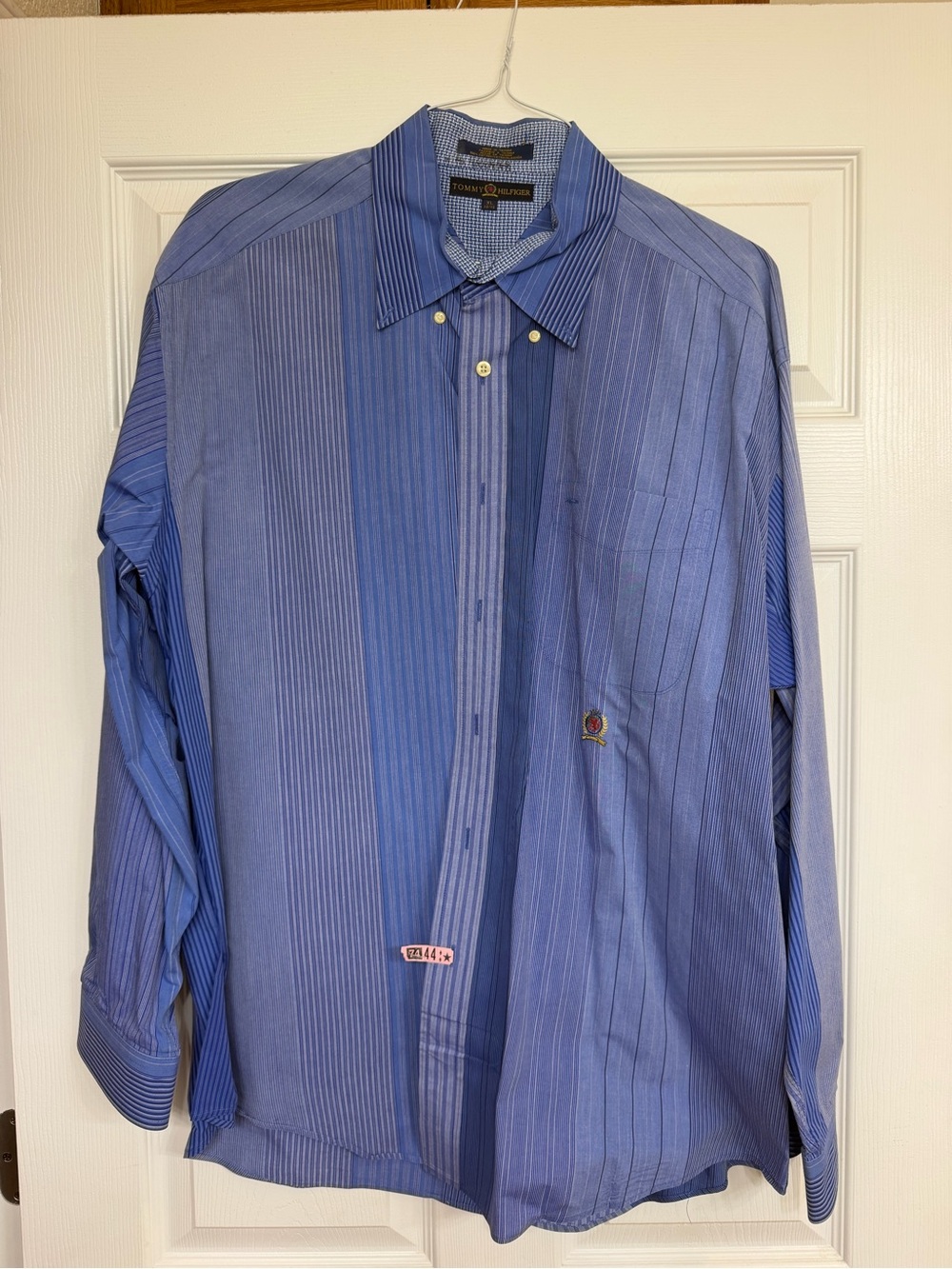 Tommy Hilfiger Men's Blue Striped Button-Up Shirt
